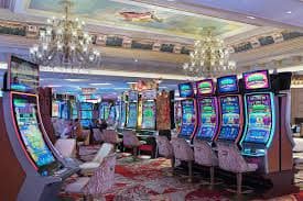 Dashboard game pilihan dengan kategori roulette dan togel